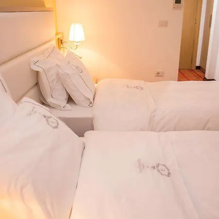 酒店 Santa Quaranta *